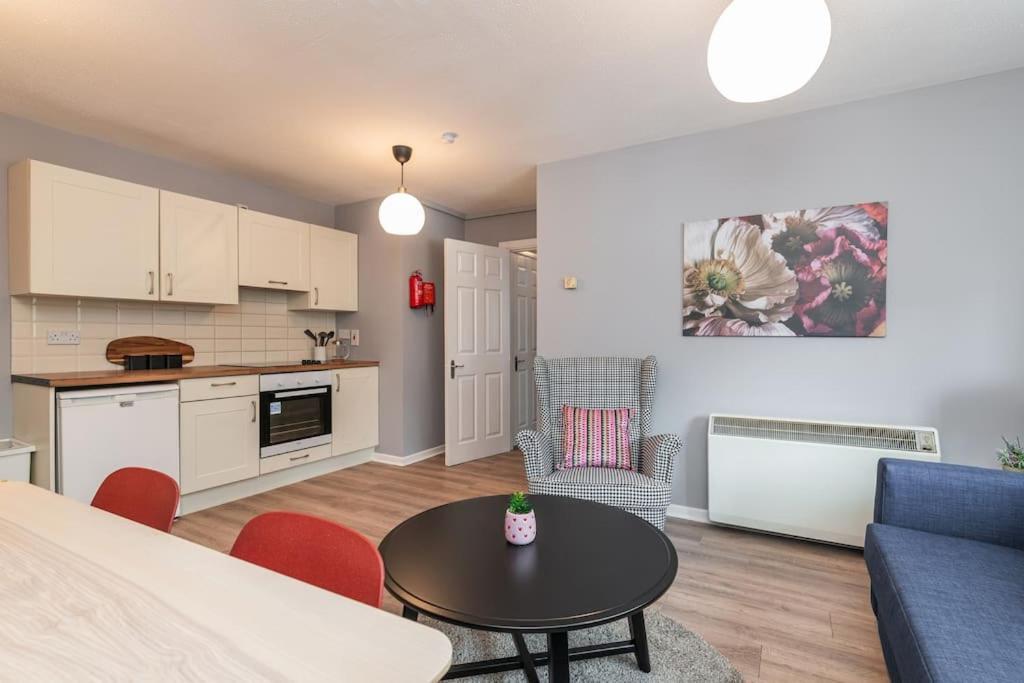Fully Refurb Drogheda Apartment3 1St Floor Ngoại thất bức ảnh